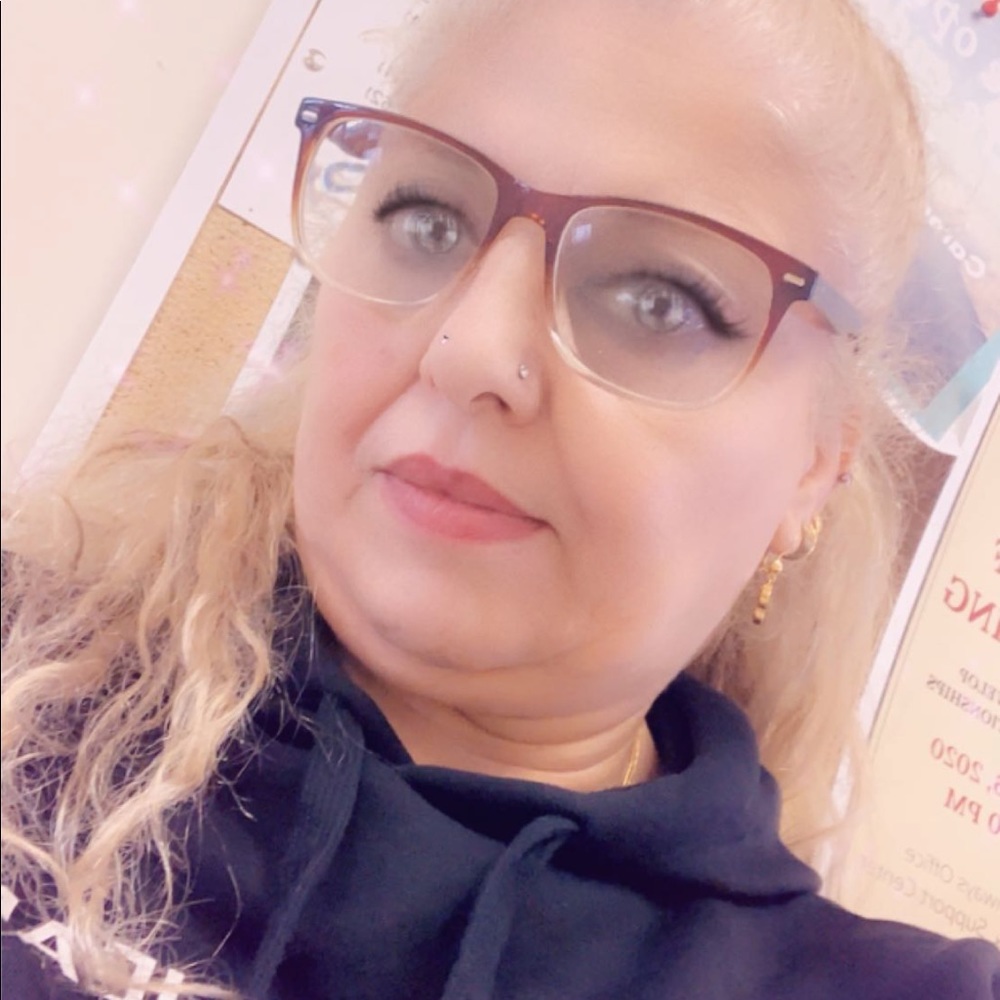 Meet your Posher, Ameera